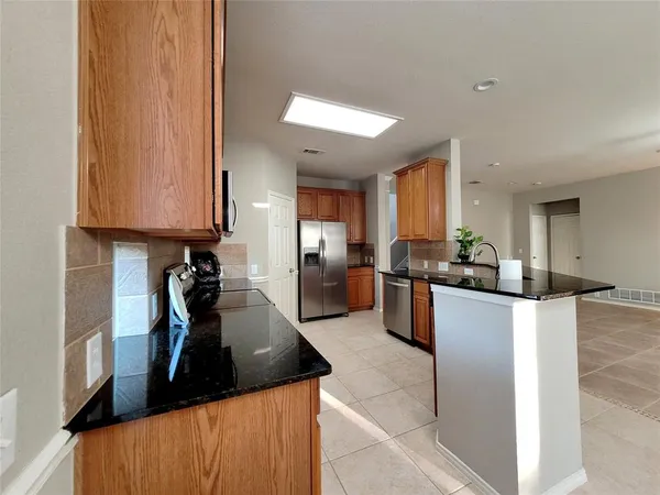 $2,900 | 2752 Stallion Drive, Little Elm, TX 75068