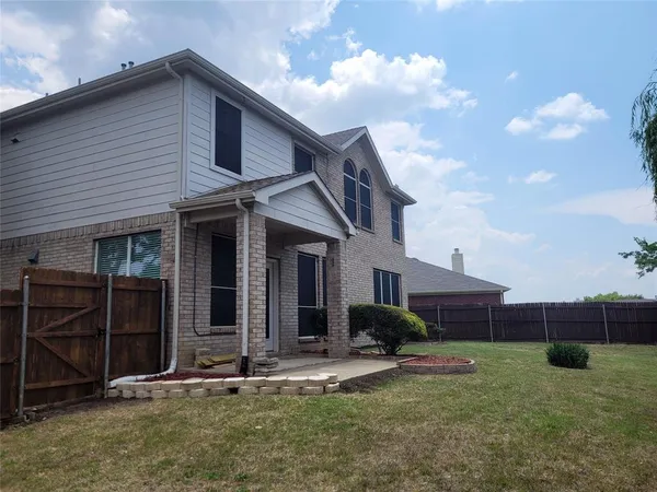 $2,900 | 2752 Stallion Drive, Little Elm, TX 75068