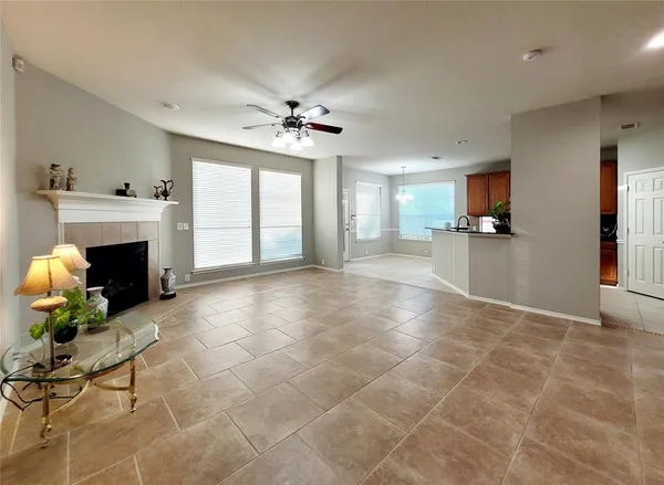 $2,900 | 2752 Stallion Drive, Little Elm, TX 75068