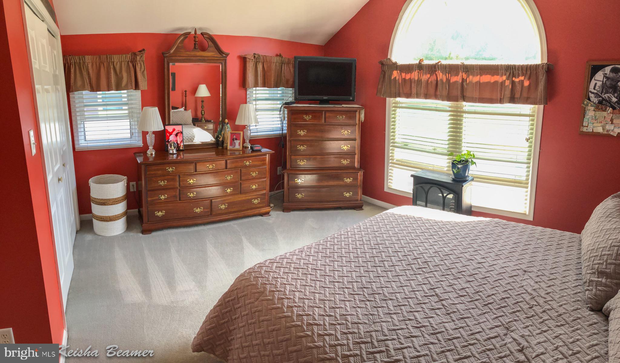 212 Allison Road Oreland, PA 19075 - Photo 9 of 21 Gallery Image 9