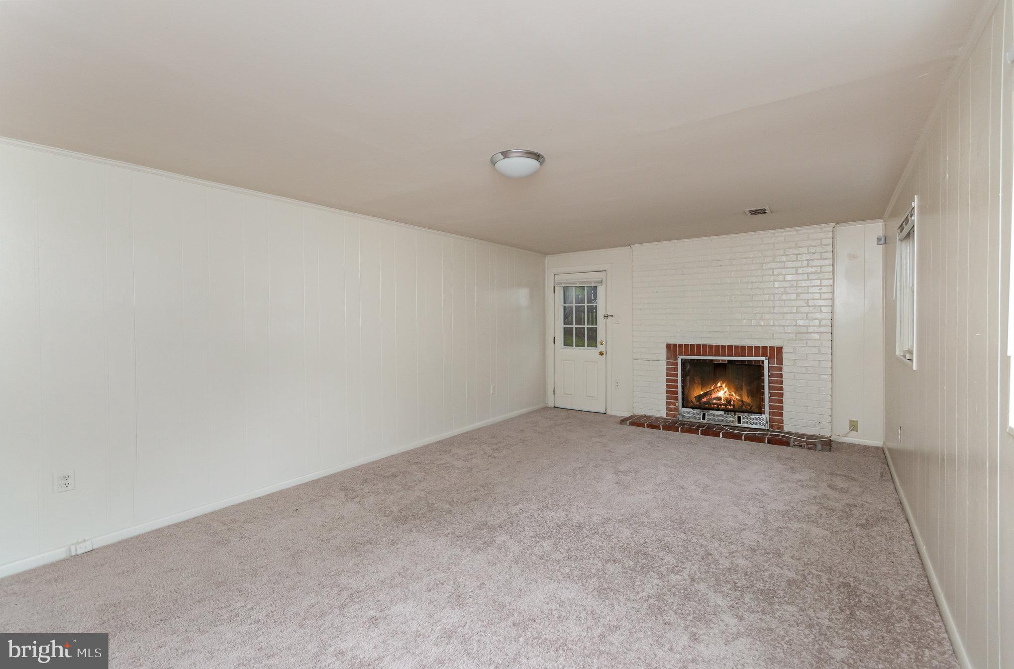 6307 Greeley Boulevard Springfield, VA 22152 - Photo 25 of 35