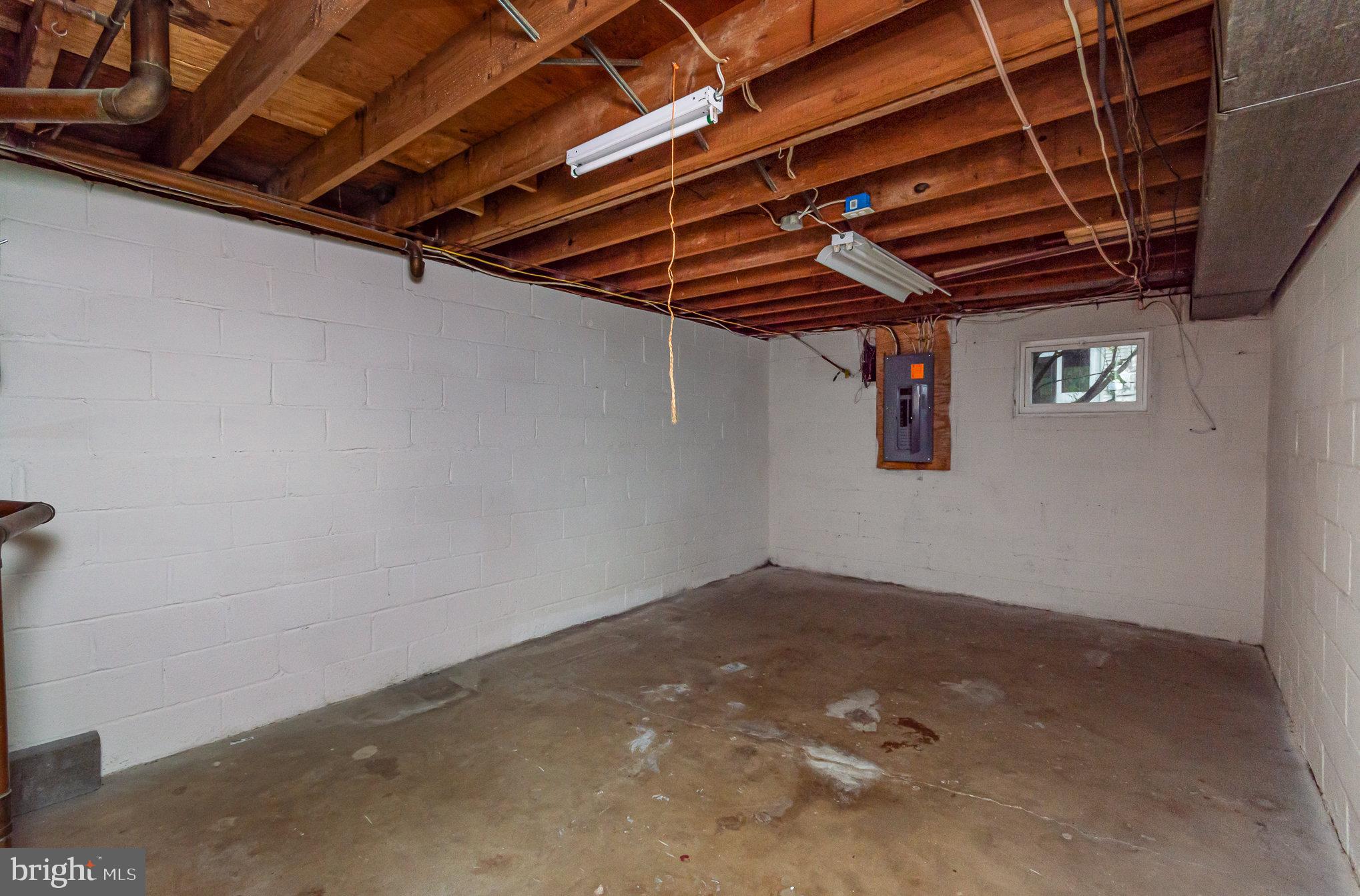 6307 Greeley Boulevard Springfield, VA 22152 - Photo 31 of 35