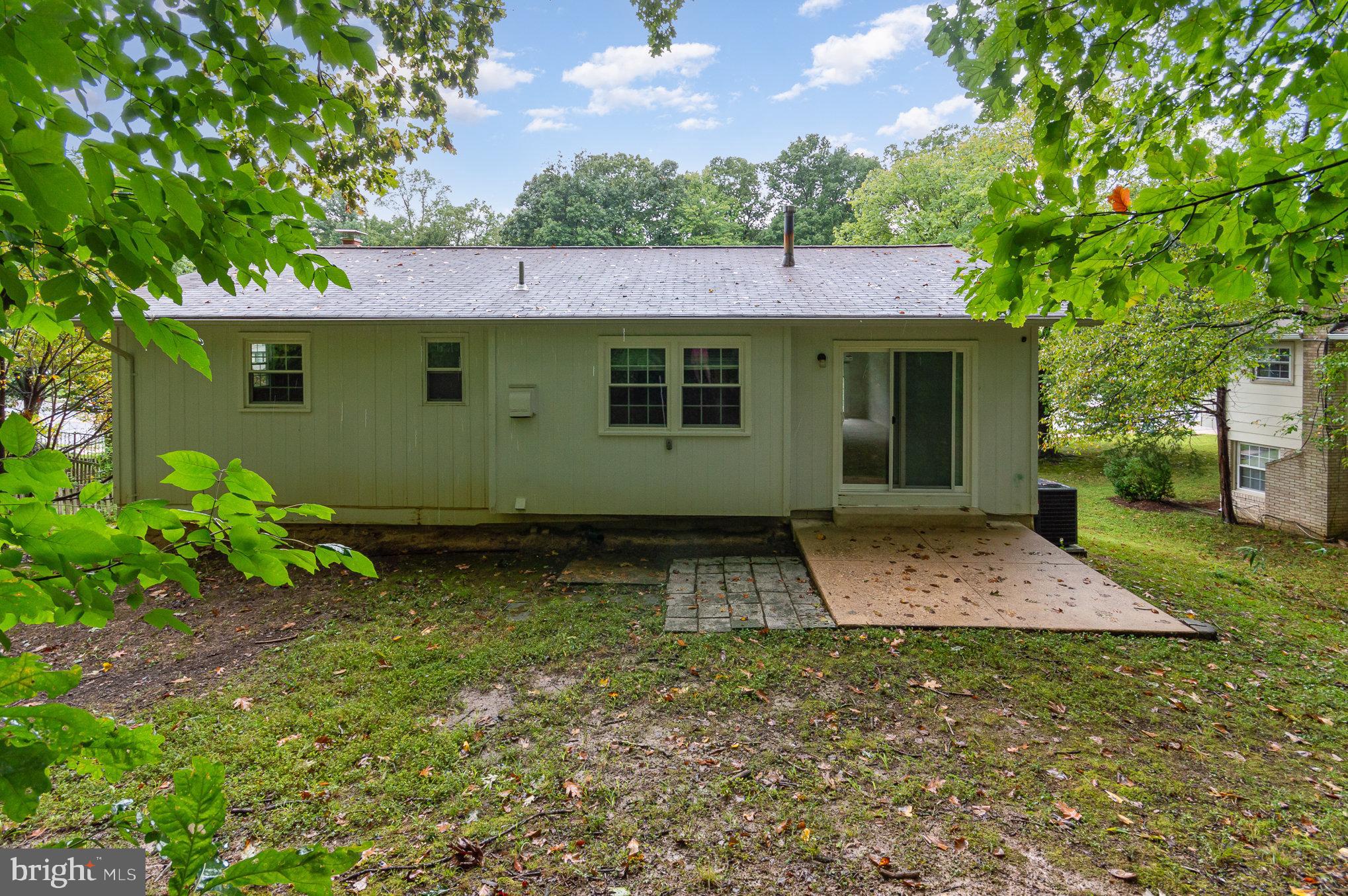 6307 Greeley Boulevard Springfield, VA 22152 - Photo 33 of 35