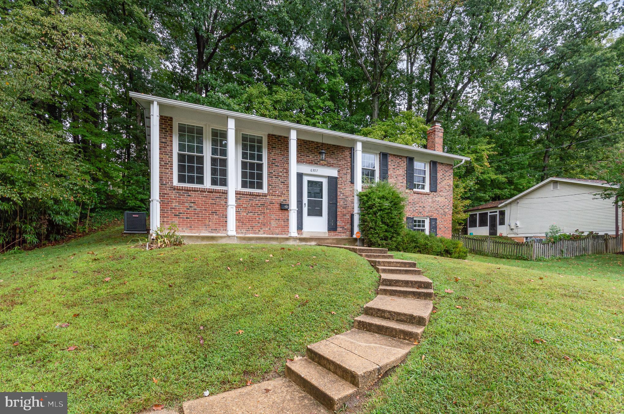 6307 Greeley Boulevard Springfield, VA 22152 - Photo 4 of 35