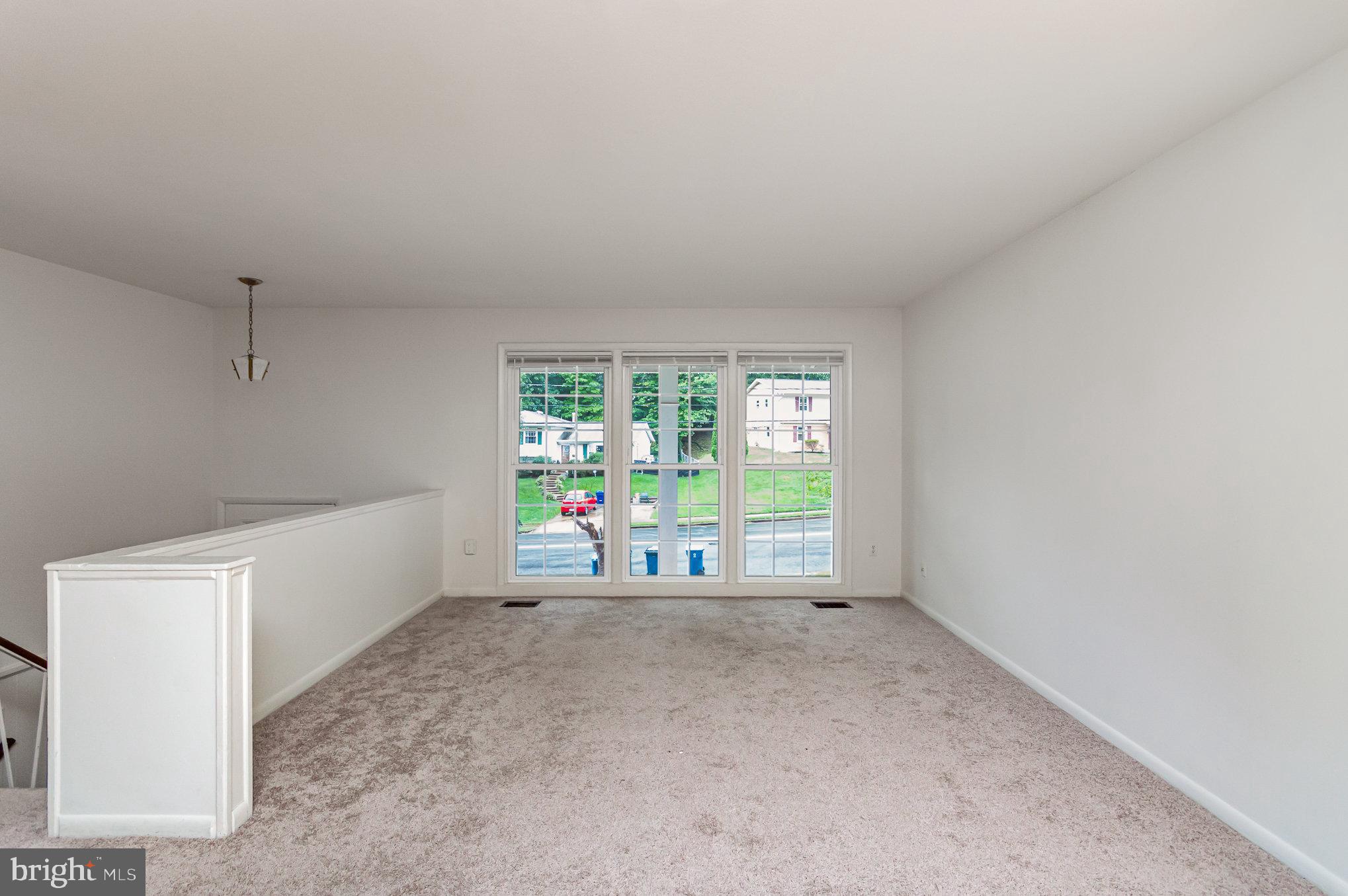 6307 Greeley Boulevard Springfield, VA 22152 - Photo 8 of 35