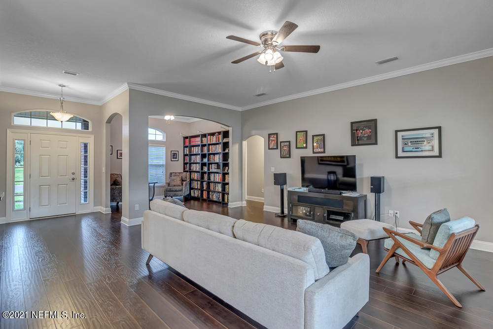 11127 Lothmore Road Jacksonville, FL 32221 - Photo 4 of 31 7