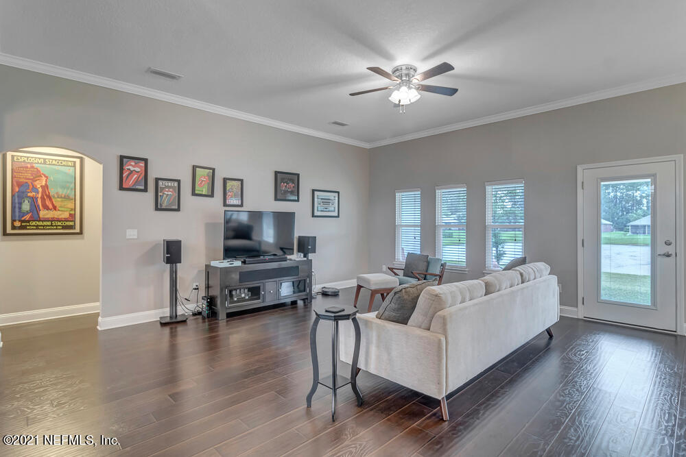 11127 Lothmore Road Jacksonville, FL 32221 - Photo 7 of 31 9