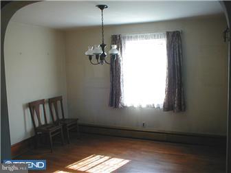 1251 Colson Road Woodlyn, PA 19094 - Photo 3 of 7 Dining Room