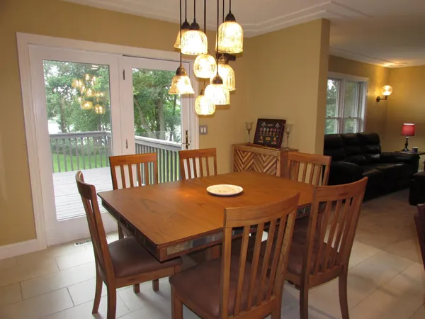 $415,000 | 1600 South Prairie Avenue, Fairmont, MN 56031