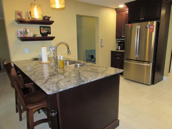 $415,000 | 1600 South Prairie Avenue, Fairmont, MN 56031