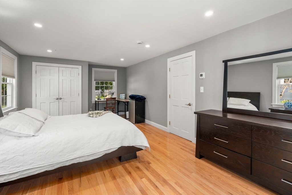 4 Granite Street Wellesley, MA 02482 - Photo 15 of 27