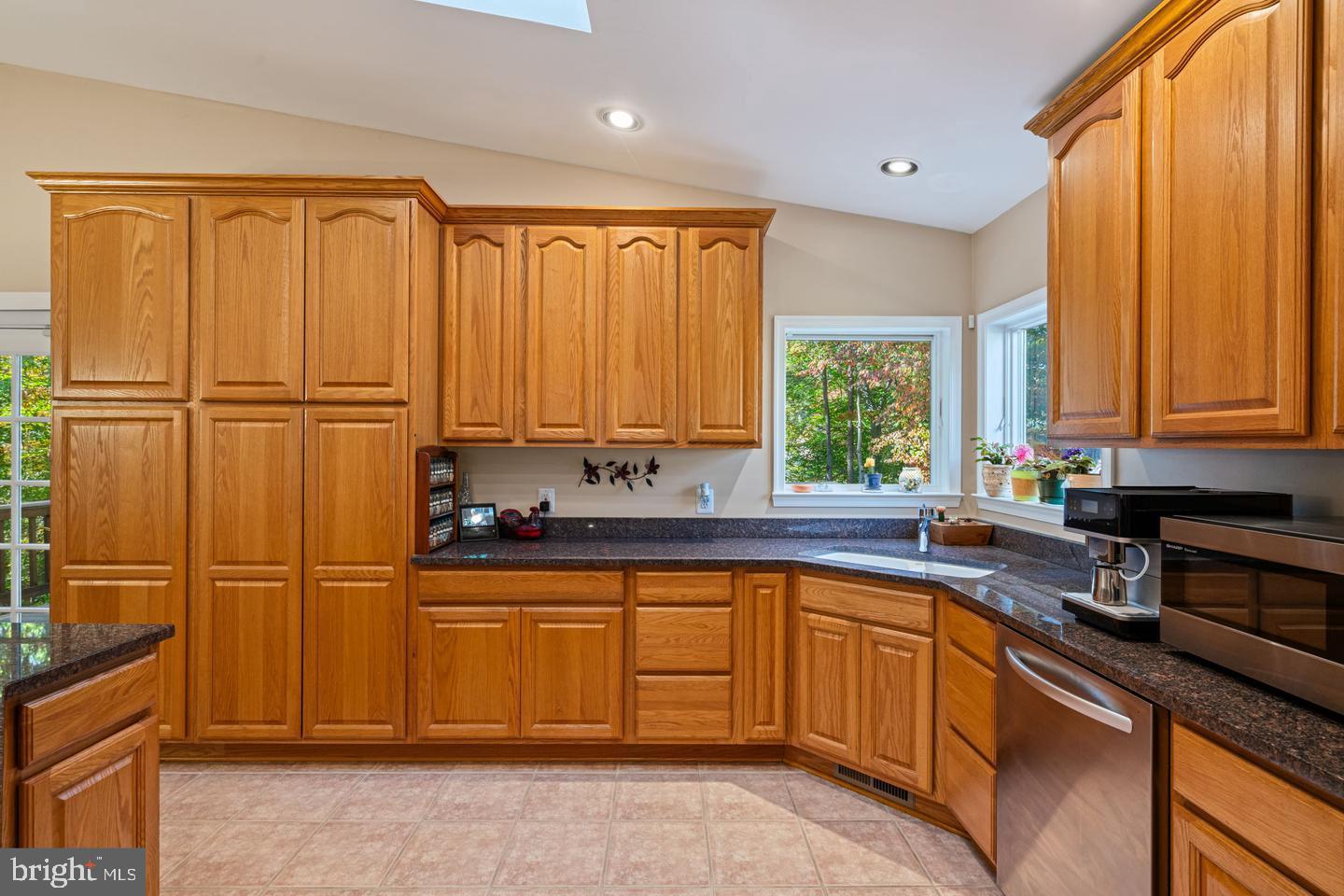 7006 Elkton Drive Springfield, VA 22152 - Photo 12 of 39