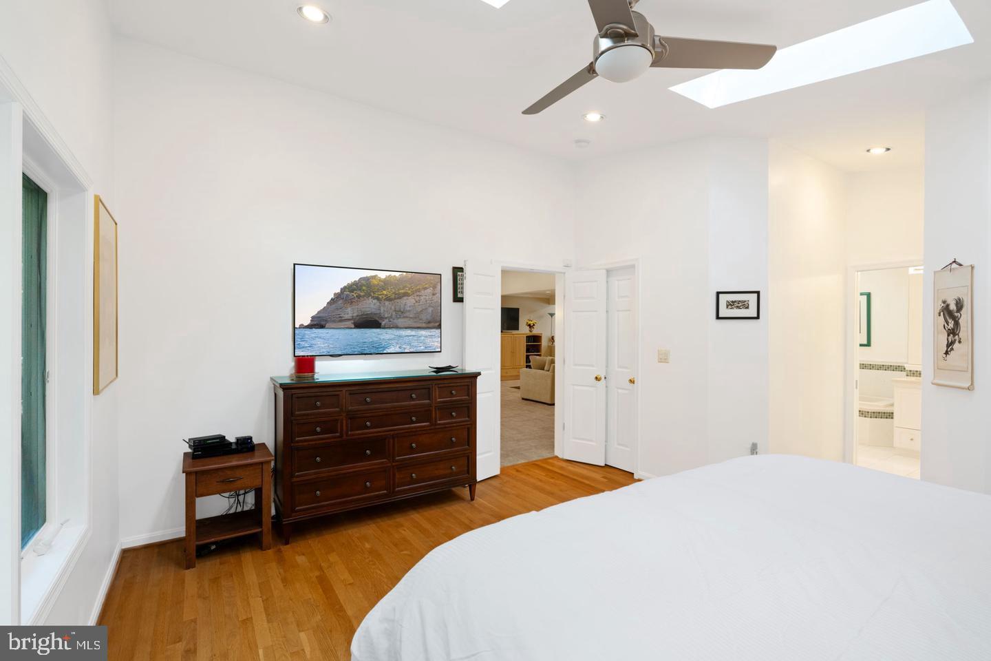 7006 Elkton Drive Springfield, VA 22152 - Photo 18 of 39