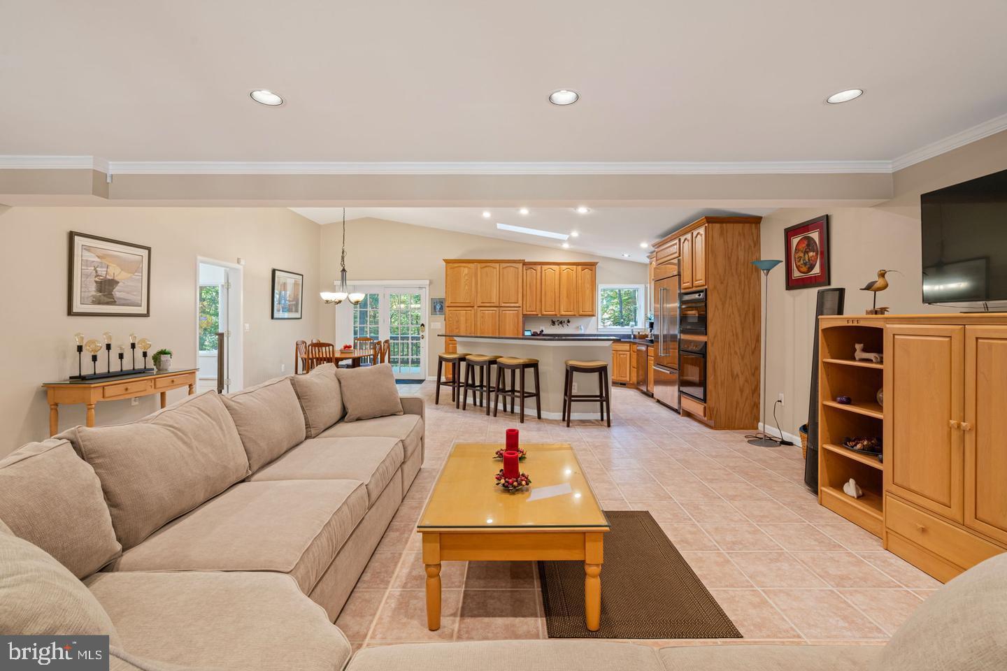 7006 Elkton Drive Springfield, VA 22152 - Photo 7 of 39