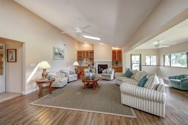 $599,500 | 3401 Avenida Madera, Unit B, Bradenton, FL 34210