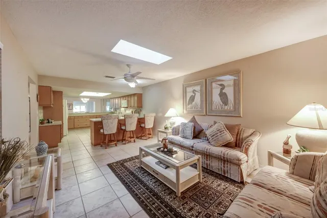 $599,500 | 3401 Avenida Madera, Unit B, Bradenton, FL 34210