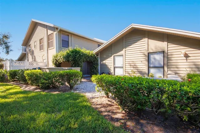 $599,500 | 3401 Avenida Madera, Unit B, Bradenton, FL 34210