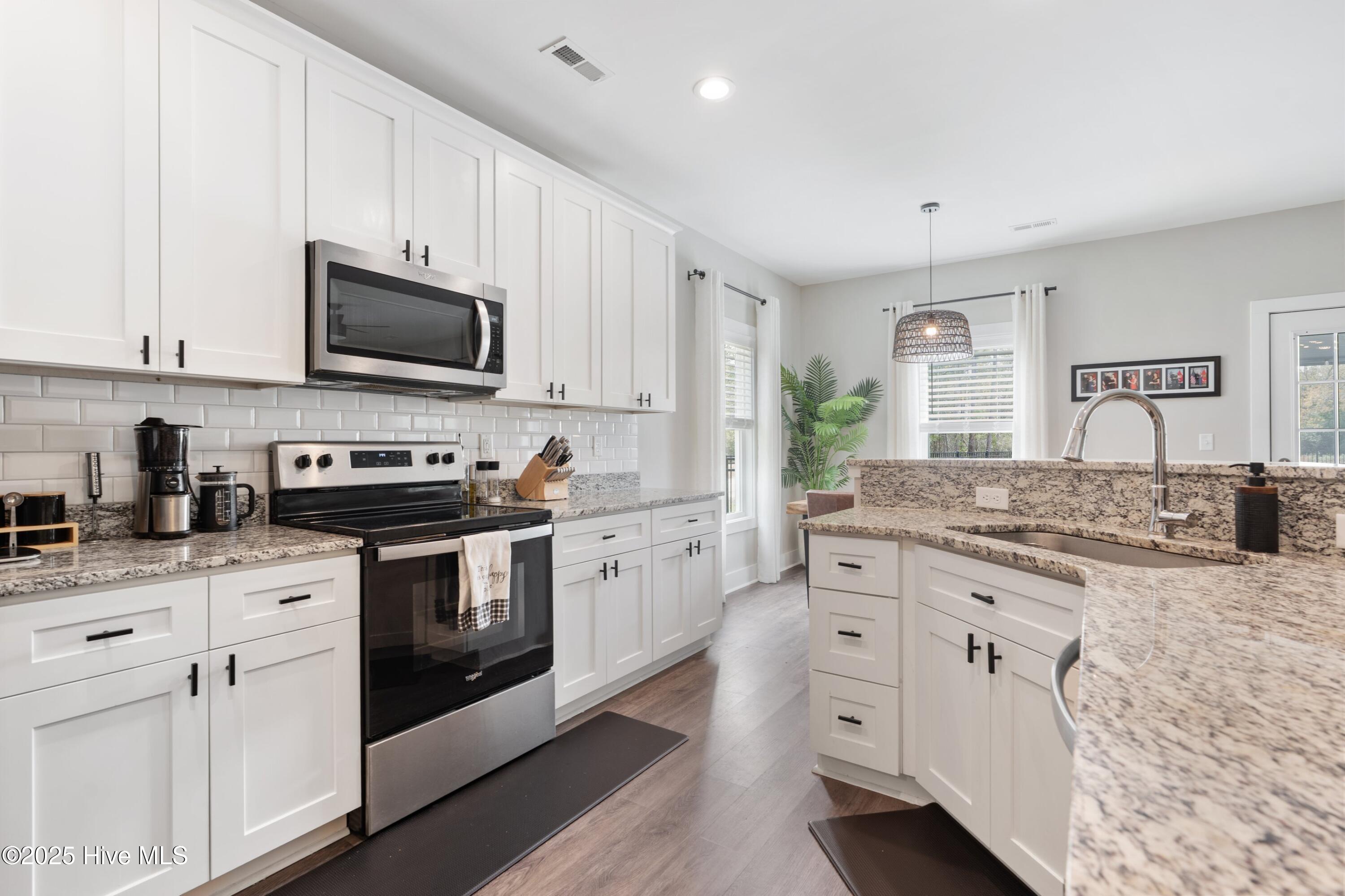 522 Sound Road Holly Ridge, NC 28445 - Photo 18 of 41 017-522SoundRoad-HollyRidge-NC-28445-SMA