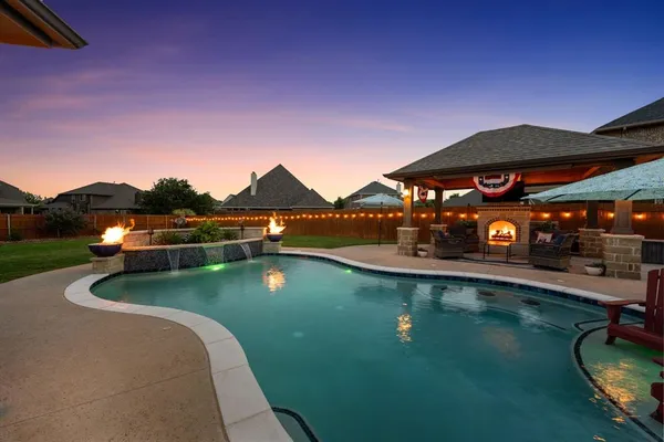 $575,000 | 1695 Ivybridge Way, Forney, TX 75126