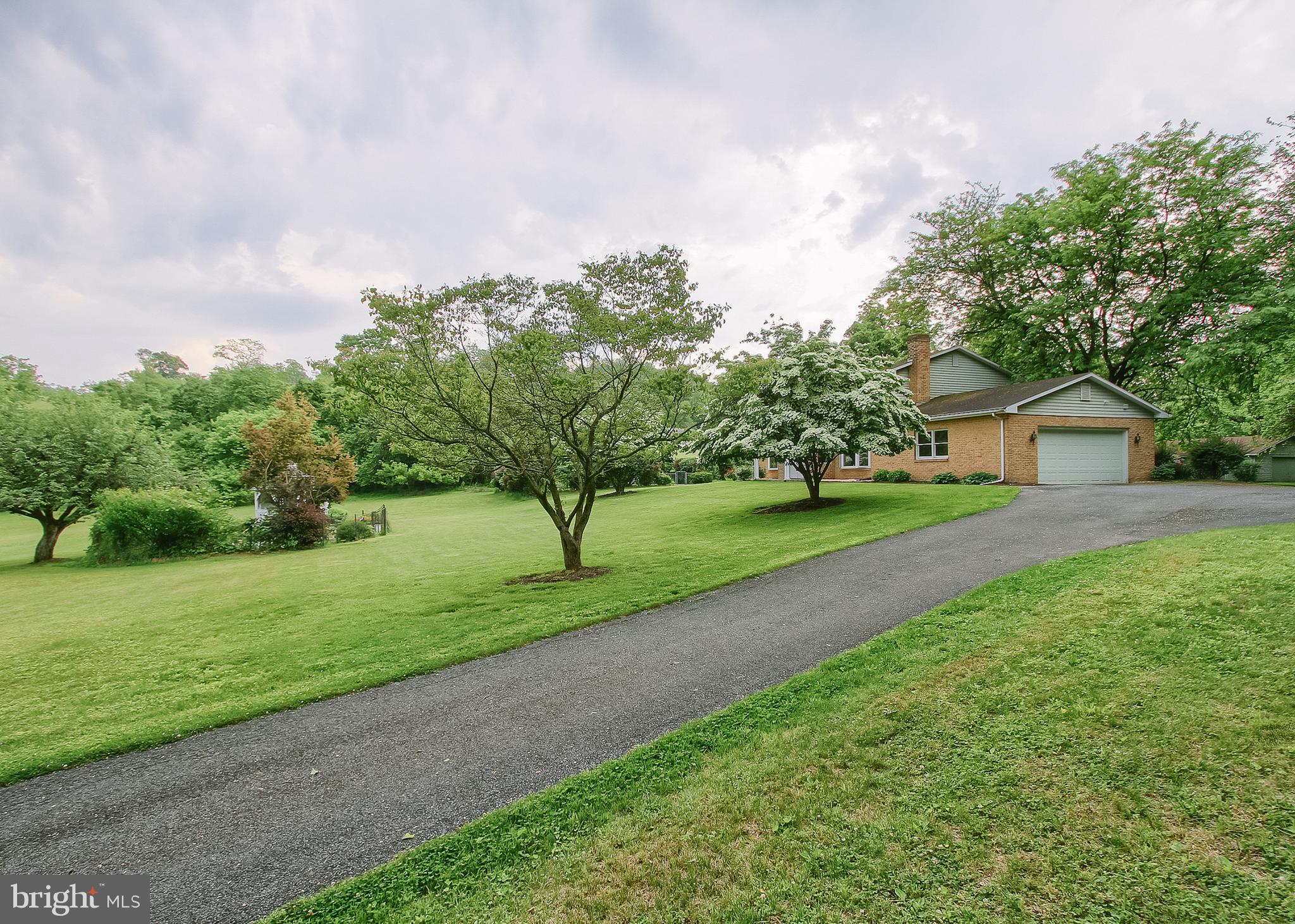 785 Null Road New Cumberland, PA 17070 - Photo 9 of 67 Gallery Image 9
