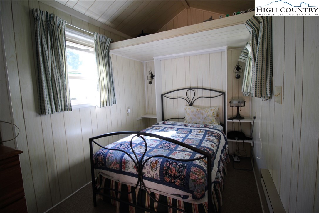 183 River Road Newland, NC 28657 - Photo 11 of 16 Gallery Image 11