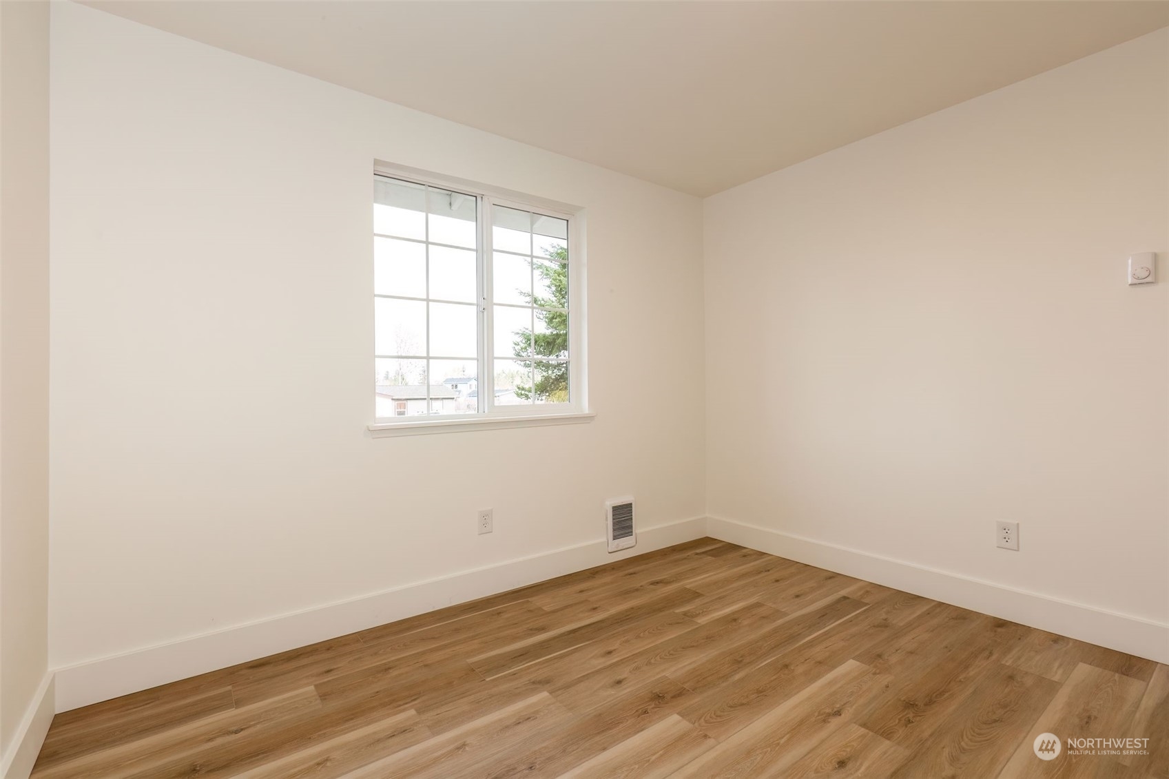 3719 Rhapsody Drive Southeast Port Orchard, WA 98366 - Photo 28 of 40 an empty room with a window