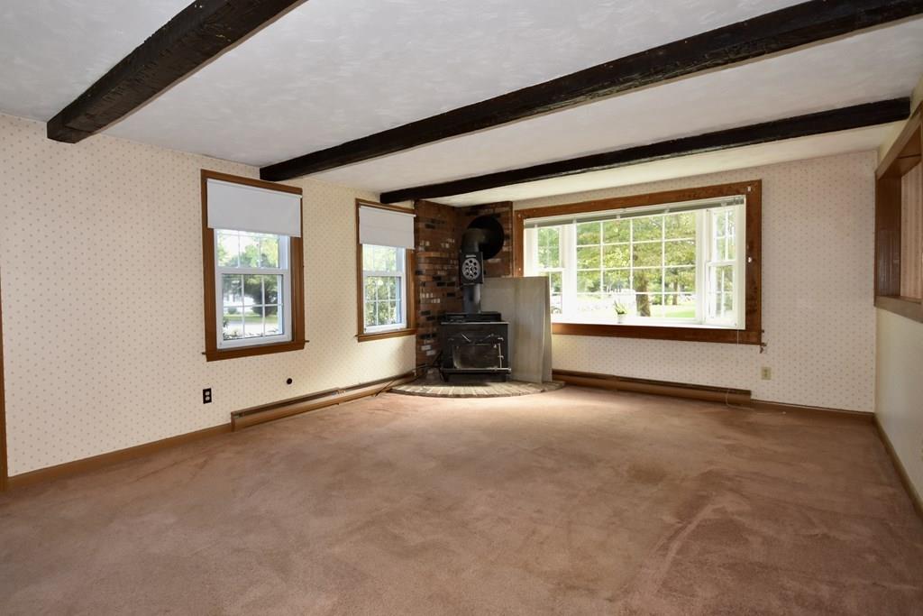 53 Acushnet Road Mattapoisett, MA 02739 - Photo 5 of 20 Gallery Image 5