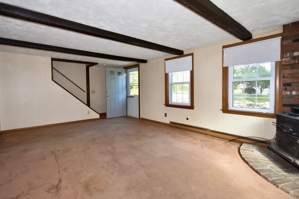 53 Acushnet Road Mattapoisett, MA 02739 - Photo 6 of 20 Gallery Image 6