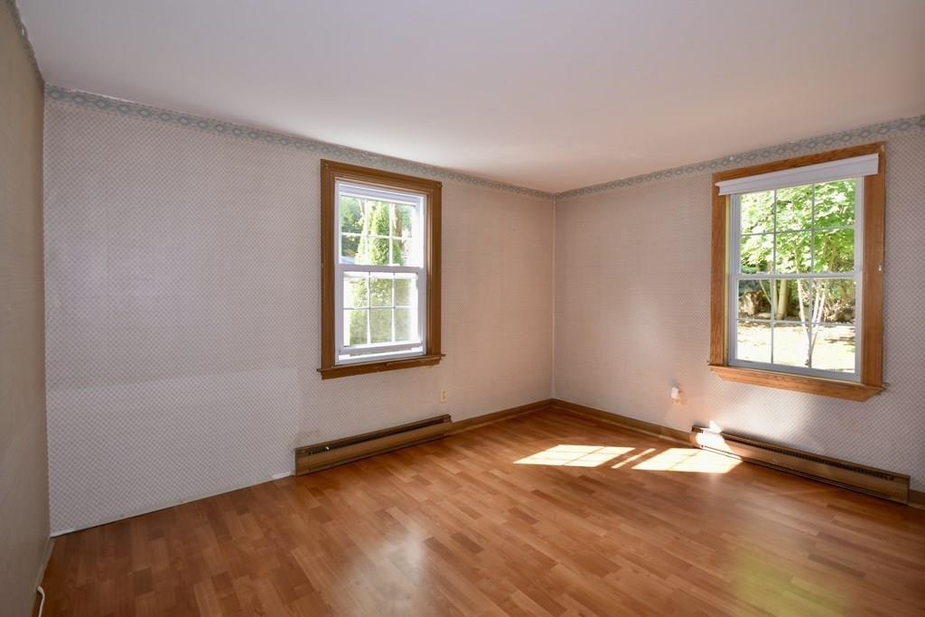 53 Acushnet Road Mattapoisett, MA 02739 - Photo 8 of 20 Gallery Image 8