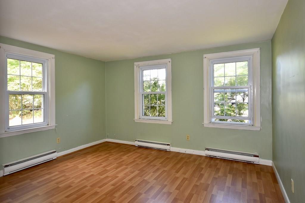 53 Acushnet Road Mattapoisett, MA 02739 - Photo 10 of 20 Gallery Image 10