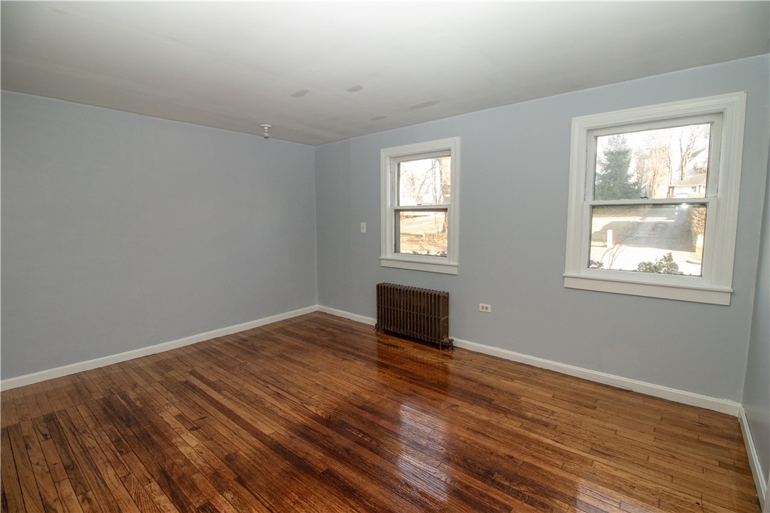 17 Spring Street Westerly, RI 02891 - Photo 8 of 29