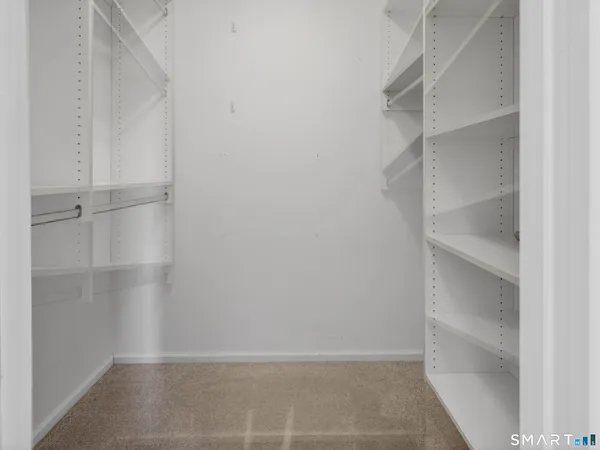 $350,000 | 400 Bank Street, Unit 104, New London, CT 06320