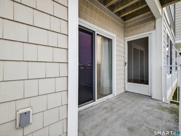 $350,000 | 400 Bank Street, Unit 104, New London, CT 06320