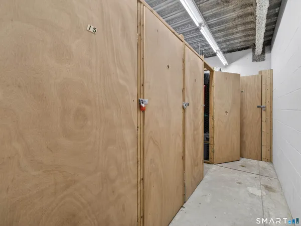 $350,000 | 400 Bank Street, Unit 104, New London, CT 06320