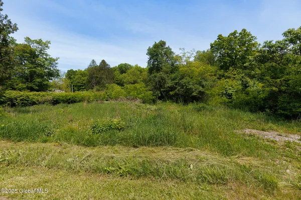 $39,900 | 143 Rarick Road, Bethlehem, NY 12158