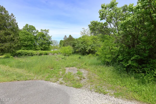 $39,900 | 143 Rarick Road, Bethlehem, NY 12158