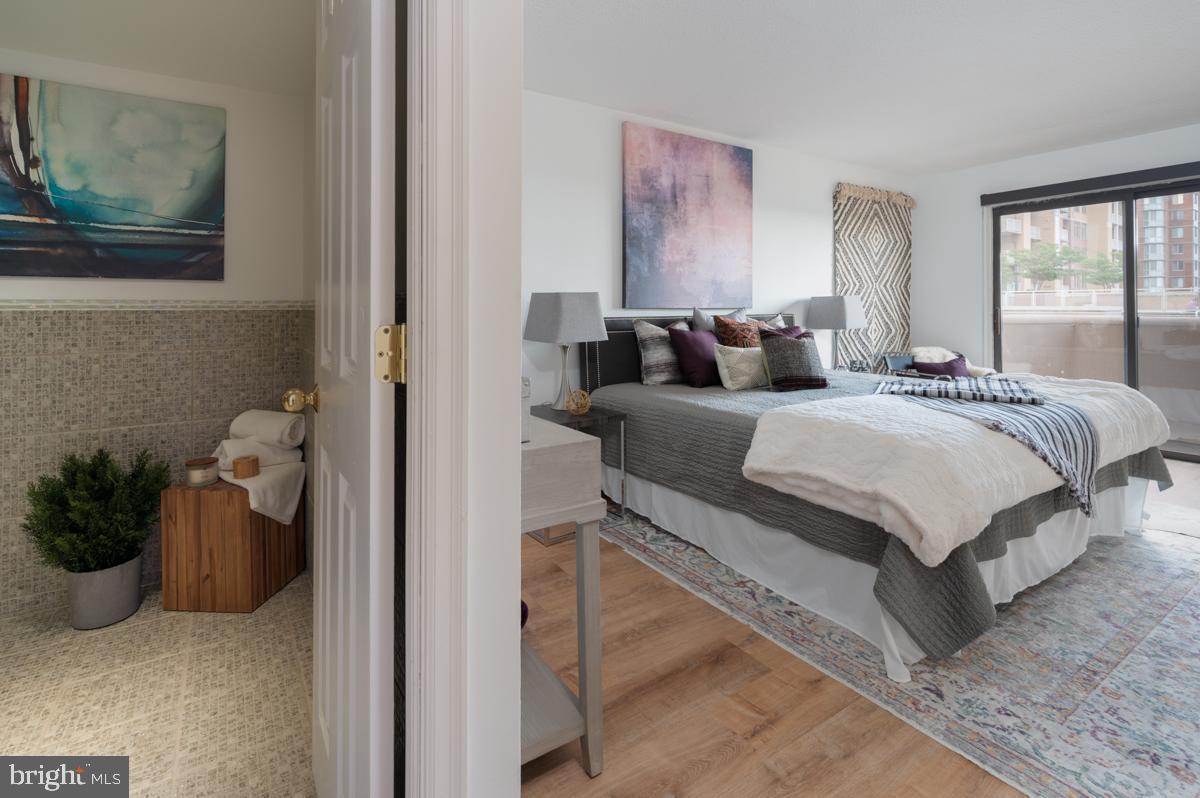 1301 North Courthouse Road, Unit 1106 Arlington, VA 22201 - Photo 22 of 48 Suite with bedroom/bathroom/balcony access/storage