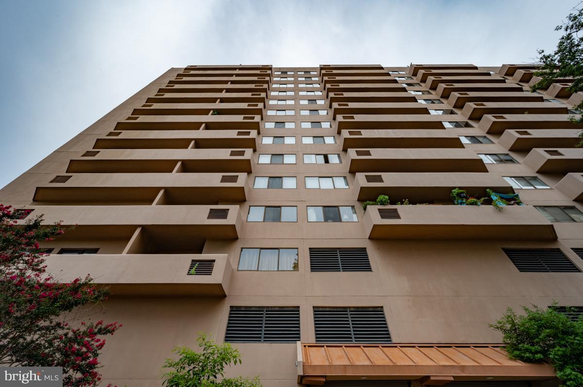 1301 North Courthouse Road, Unit 1106 Arlington, VA 22201 - Photo 43 of 48