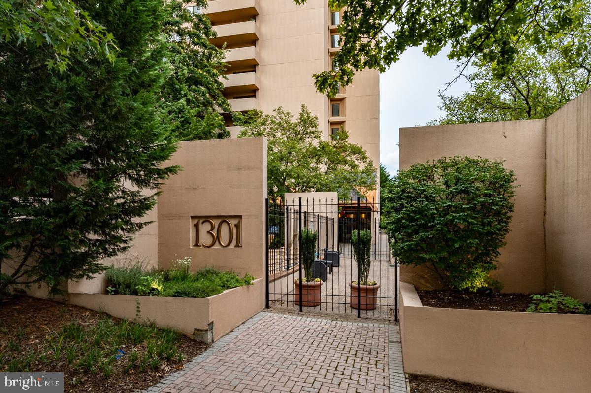 1301 North Courthouse Road, Unit 1106 Arlington, VA 22201 - Photo 7 of 48 1301 N Courthouse Road #1106