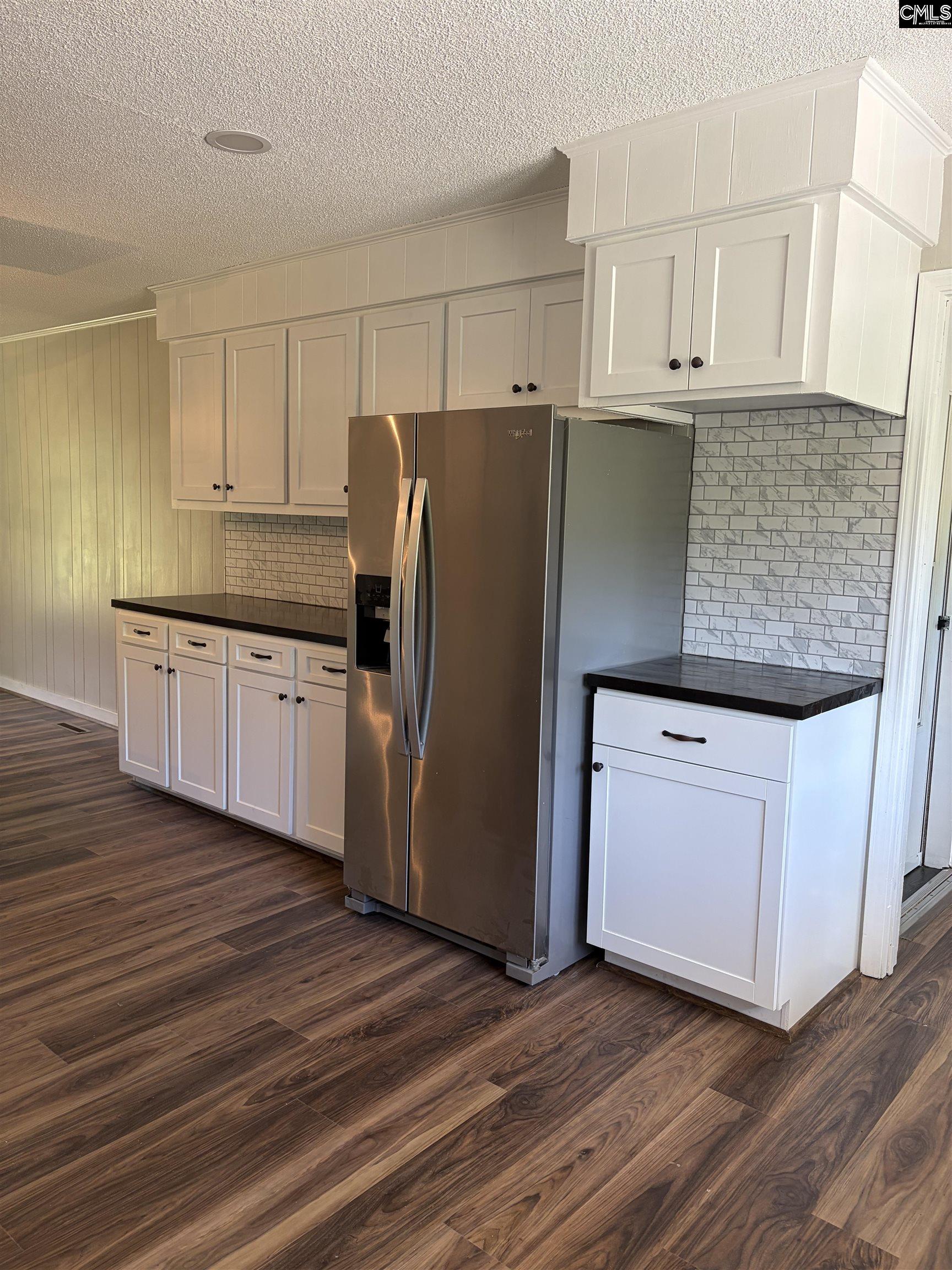 2545 Silverstreet Road Silverstreet, SC 29145 - Photo 2 of 18