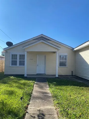 $1,750 | 2304 Hero Drive, Gretna, LA 70053