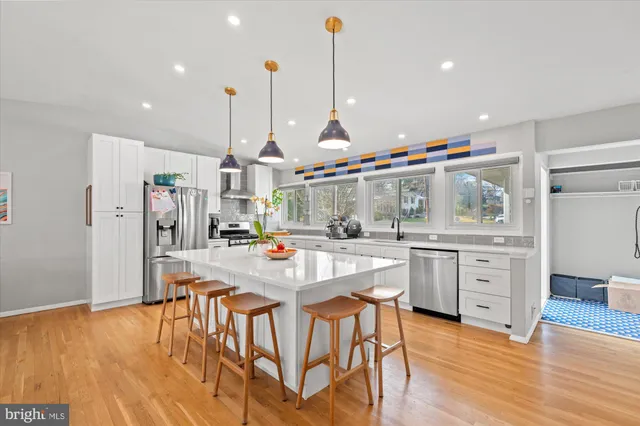 $639,000 | 13501 Collingwood Terrace, Silver Spring, MD 20904