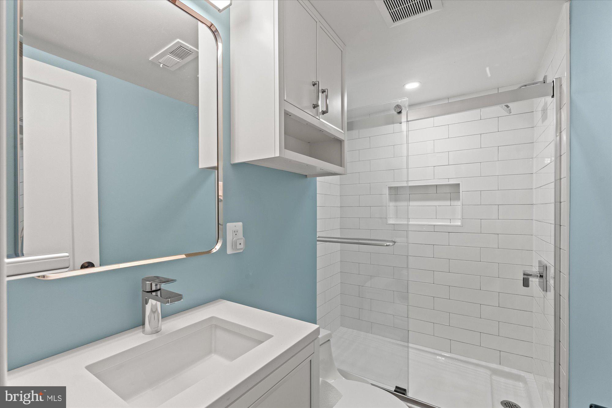 13501 Collingwood Terrace Silver Spring, MD 20904 - Photo 16 of 30 Ensuite primary bath