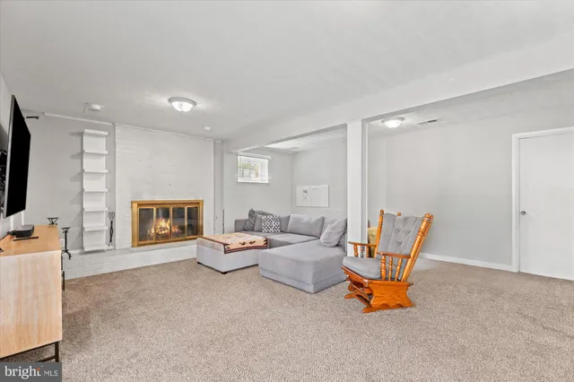 $639,000 | 13501 Collingwood Terrace, Silver Spring, MD 20904