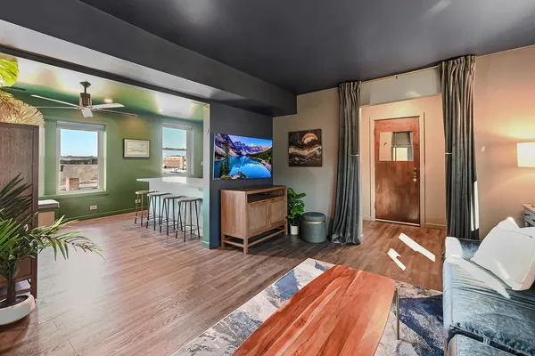 $235,000 | 75 East Harris Avenue, Unit 3C, La Grange, IL 60525