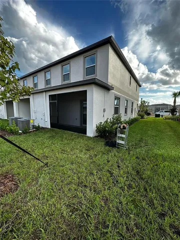 $1,925 | 32065 Powderpuff Mimosa Drive, San Antonio, FL 33576