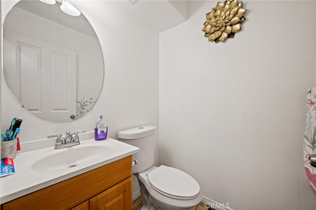 14661 Oak Road Sylmar, CA 91342 - Photo 15 of 41