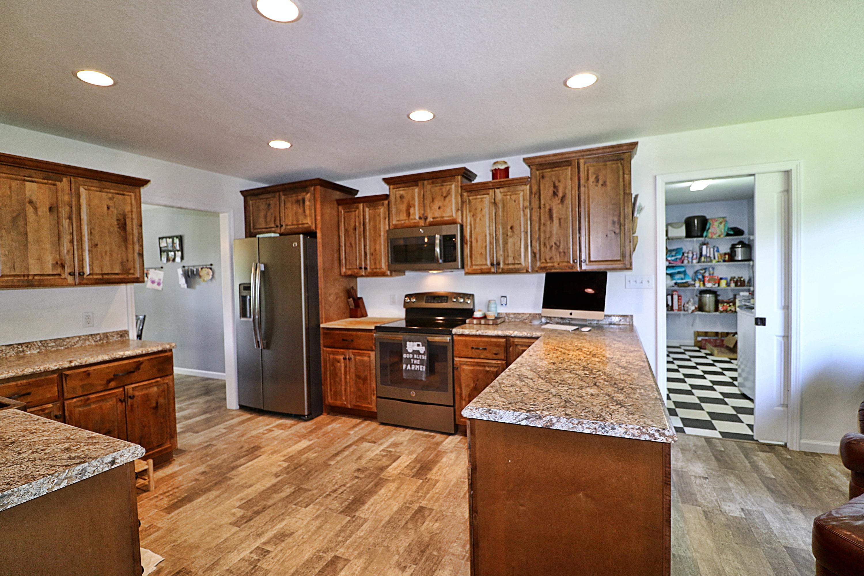 600 Dry Ridge Road Oneida, TN 37841 - Photo 10 of 26 094A6360