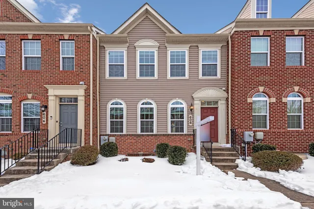 $460,000 | 606 Chance Place, Capitol Heights, MD 20743