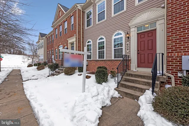 $460,000 | 606 Chance Place, Capitol Heights, MD 20743